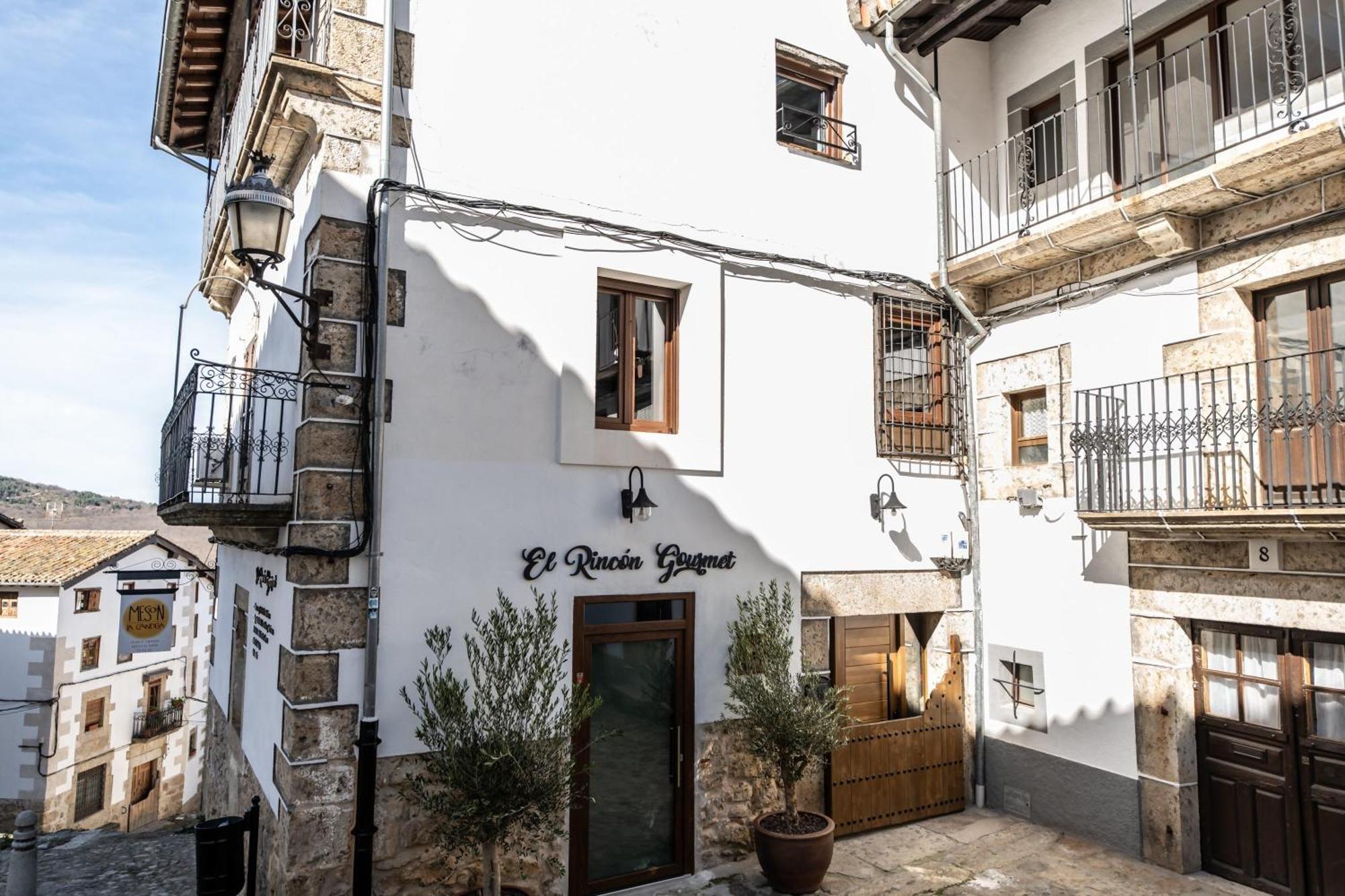 Apartamentos Rurales Los Olivos En Candelario Exterior photo