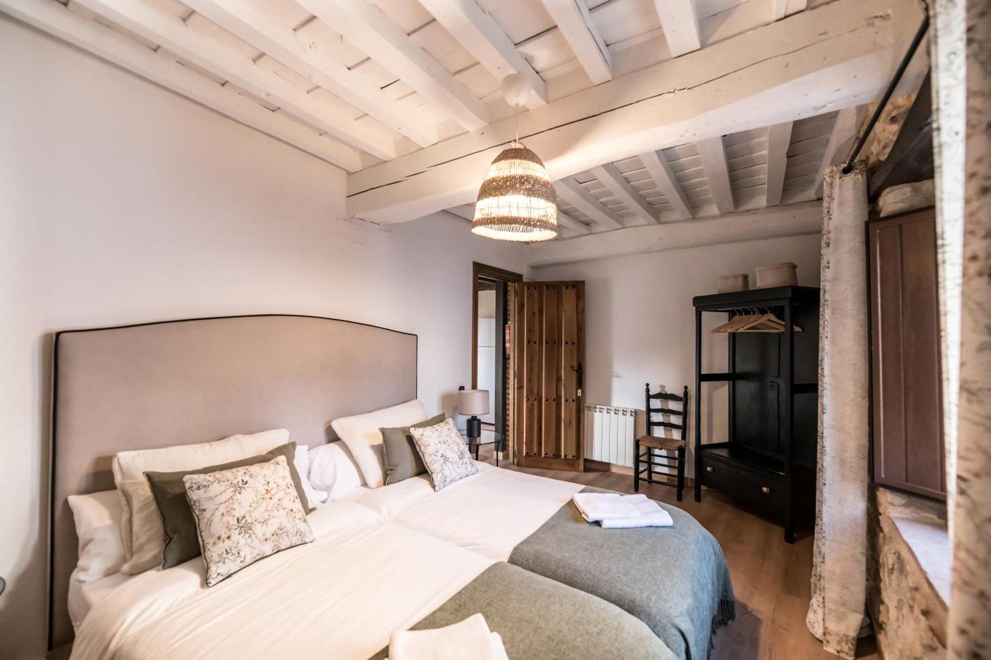 Apartamentos Rurales Los Olivos En Candelario Room photo