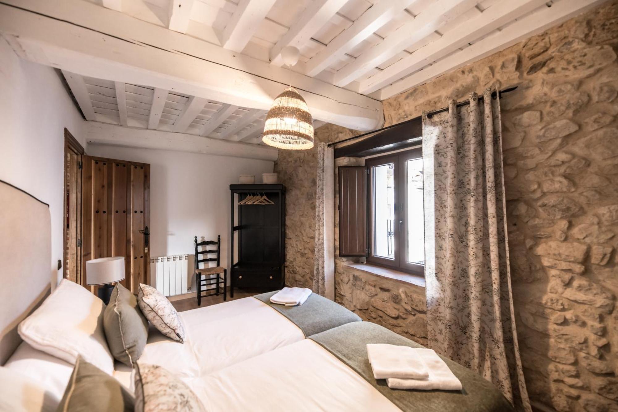 Apartamentos Rurales Los Olivos En Candelario Exterior photo